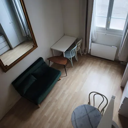 شقة Lovely Loft Near Tour Eiffel In 16 باريس